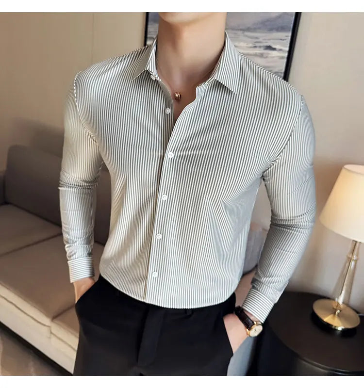 Elegant striped long-sleeved men's slim fit business shirt