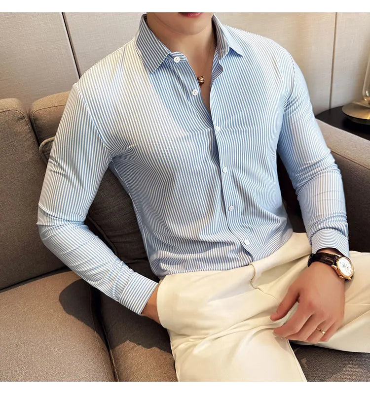 Elegant striped long-sleeved men's slim fit business shirt