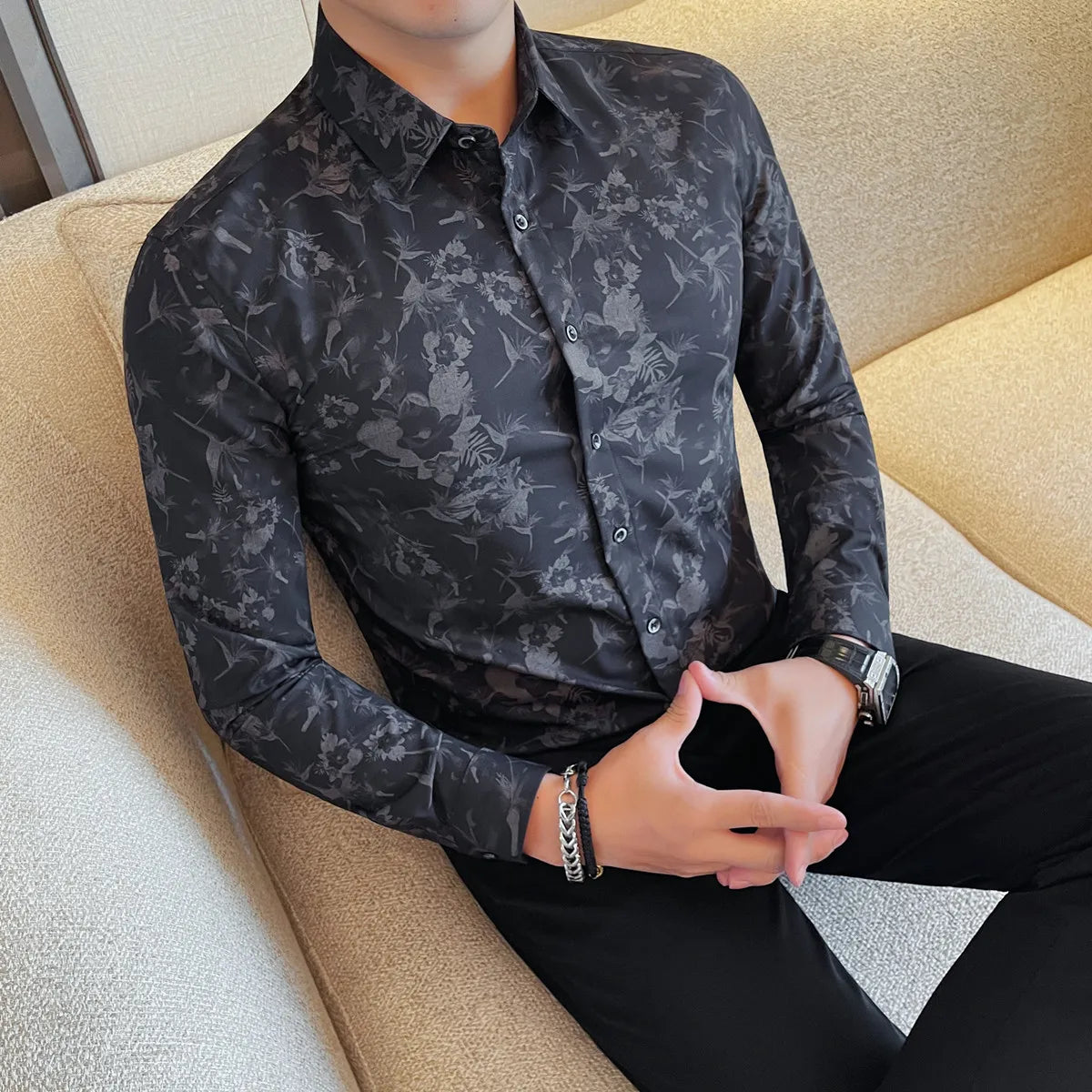 Men's Long-Sleeved Floral Shirt with Elegant Pattern Design. Slim Fit for Casual & Business Occasions