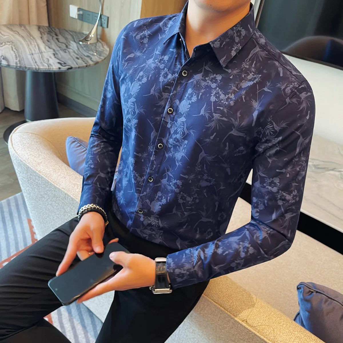 Men's Long-Sleeved Floral Shirt with Elegant Pattern Design. Slim Fit for Casual & Business Occasions
