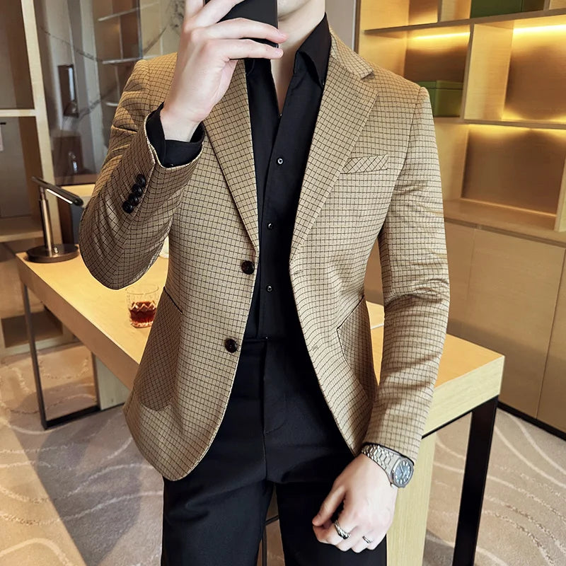 Autumn Winter Simple Plaid Blazer For Men Slim Fit . It can worn for Business Events and wedding functions.