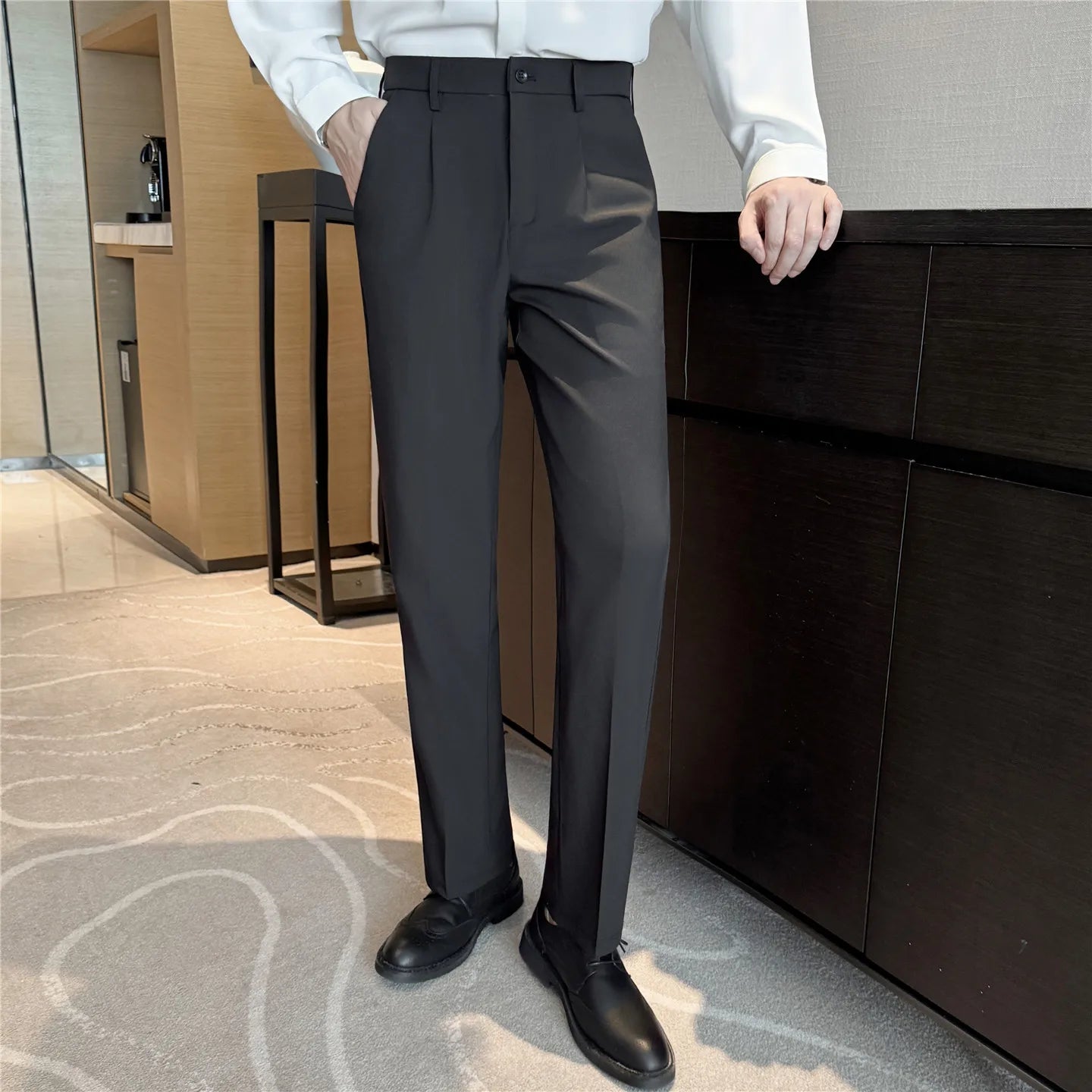 Men'S  Casual Pants Elastic  Business Suit Pants .It is worn in Office or Wedding Functions