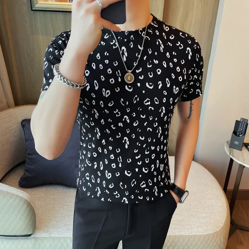 Men's  Leopard Print Round Collar Slim Fit Short Sleeve T -Shirt