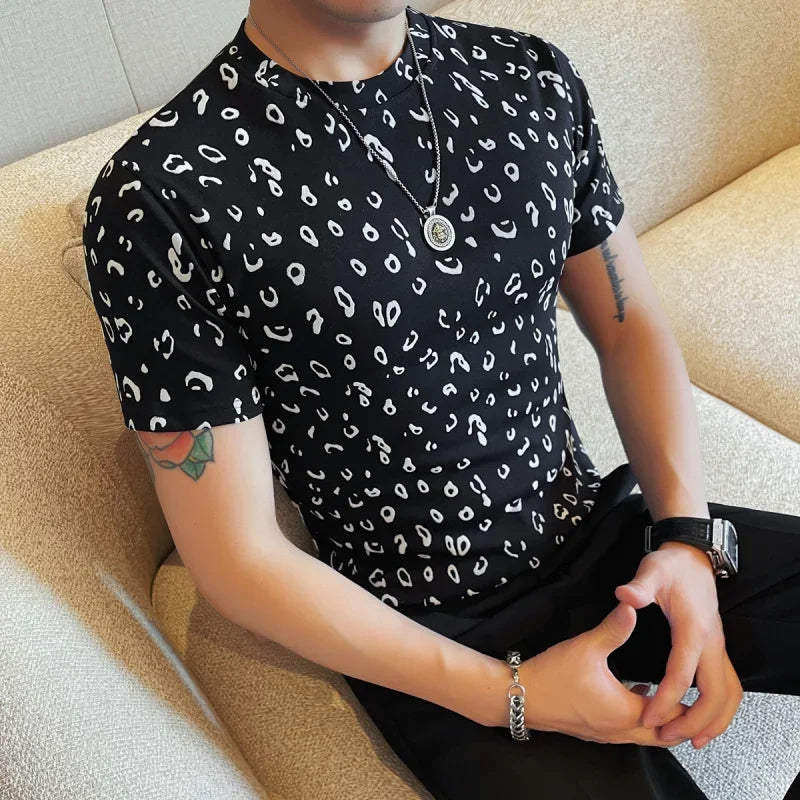 Men's  Leopard Print Round Collar Slim Fit Short Sleeve T -Shirt